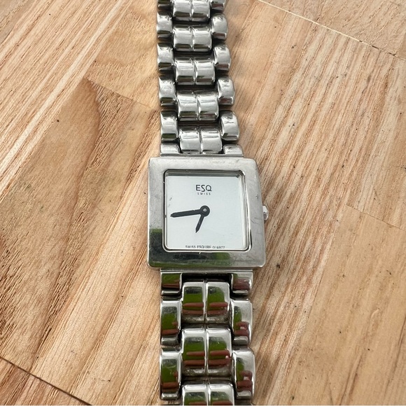 Esq by Movado ladies mirrored square dial silver tone dress watch NEW BATTERY main image 9
